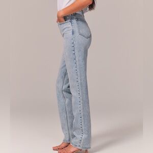 Abercrombie & Fitch 90s Ultra High Rise Acid Wash Straight Jeans 24|00R